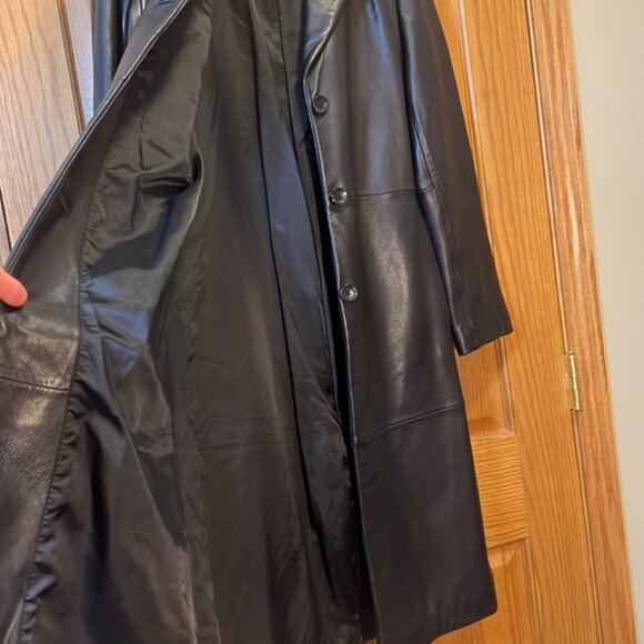 Liz Claiborne black leather coat size Medium - Picture 7 of 10